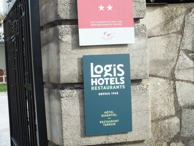 Logis Hôtel le Clos Saint-Loup