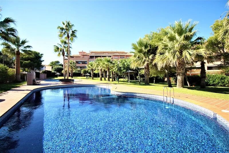 Airy three-bedroom apartment in Cabo de Palos