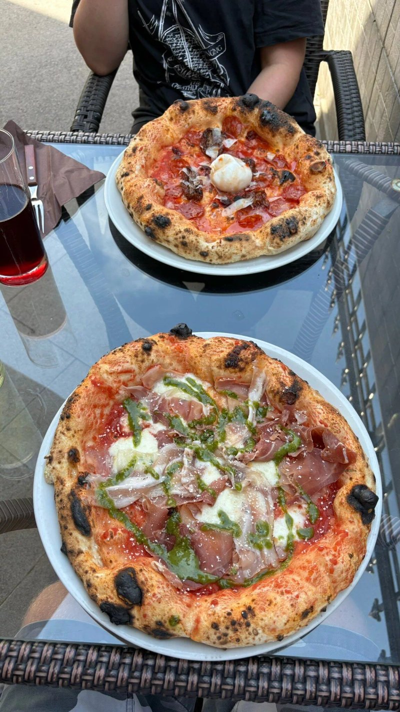 Pri Cesarju, Neapolitan Pizzeria