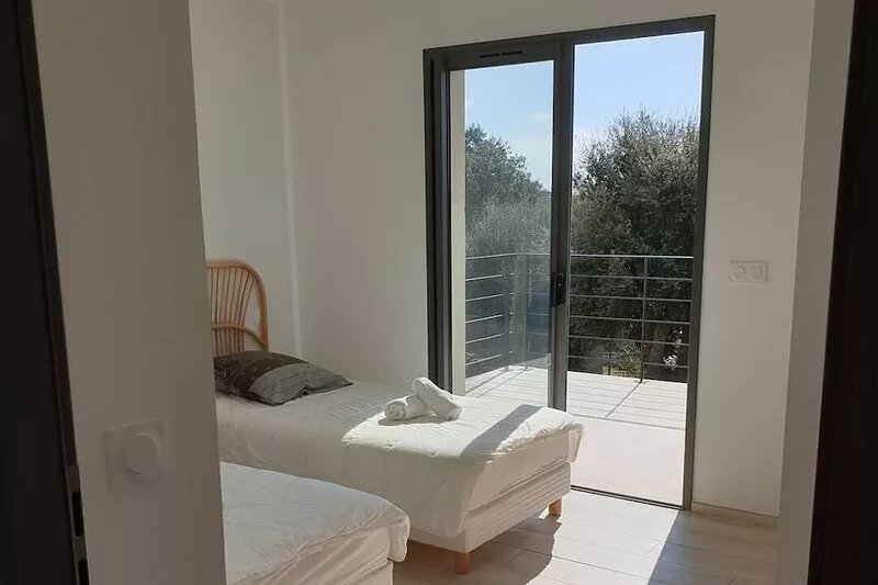 Villa Le Figuier. 6 pers, piscine chauffée, 2 min plage en voiture