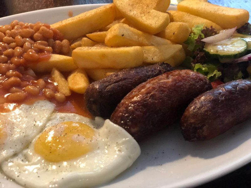 Three Horseshoes