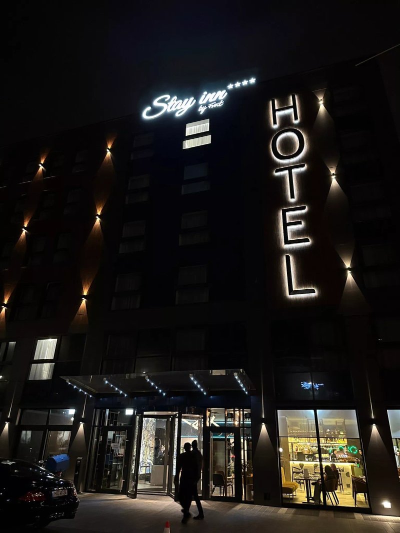Stay Inn By Frost