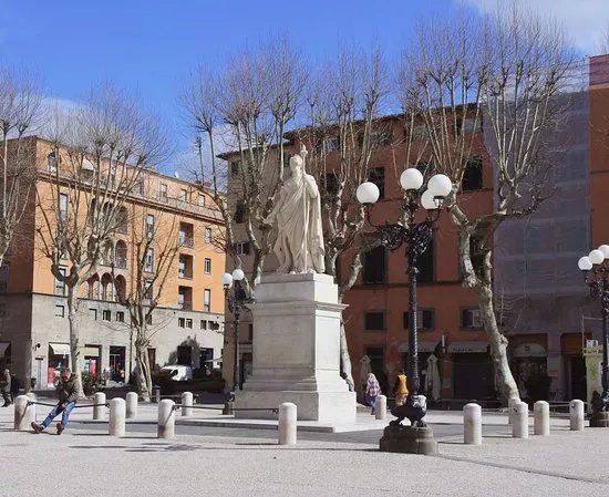 Monumento a Maria Luisa di Borbone-Spagna