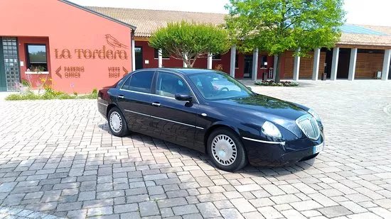 AT Autonoleggio - AT Luxury Rent