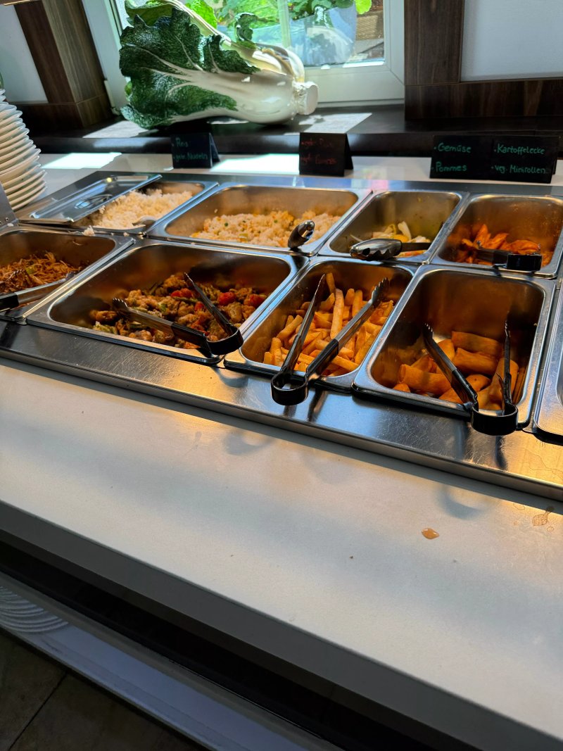 See Nami Cafe-Barbecue-Wok Restaurant