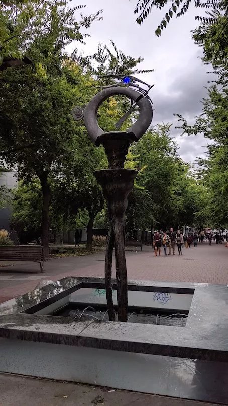 Socha Svetoveho postara
