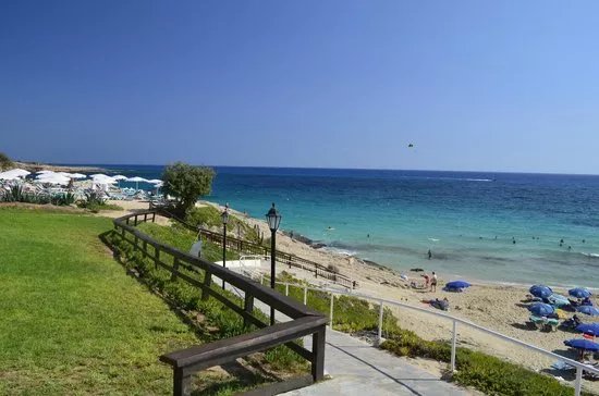 Glyki Nero Beach