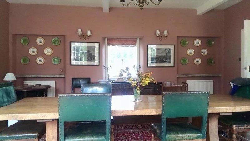 Courtyard Guest House, Barolin Farm
