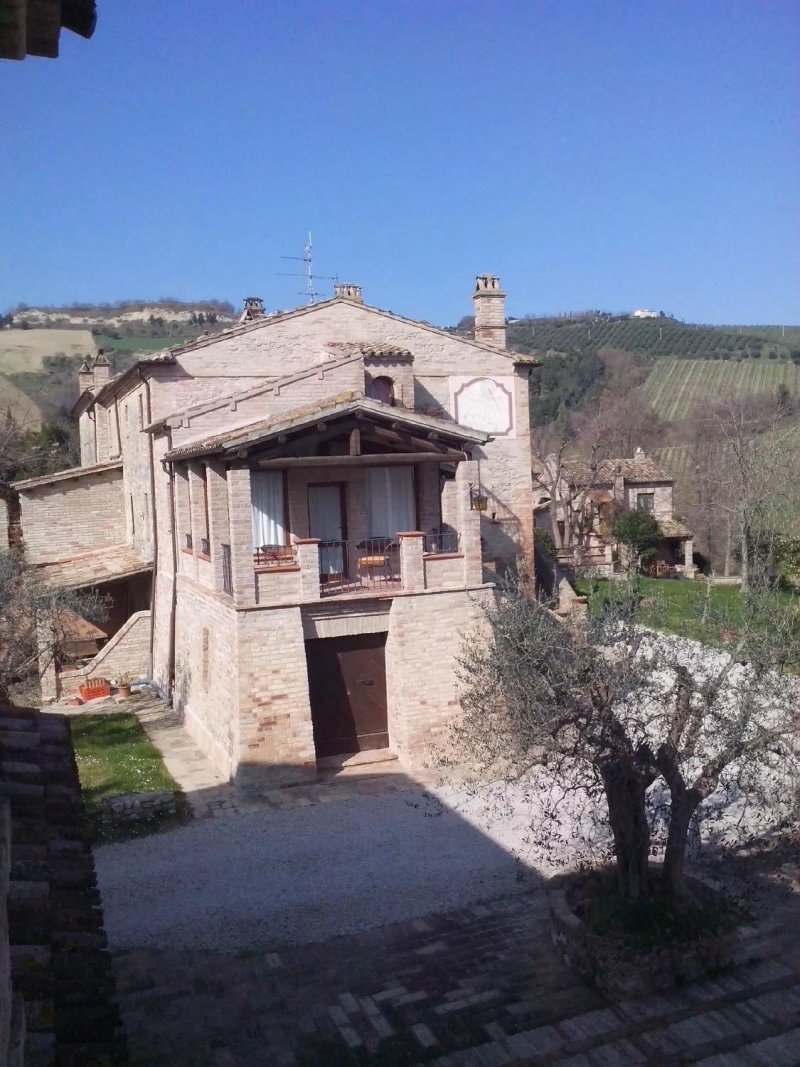 Agriturismo La Campana