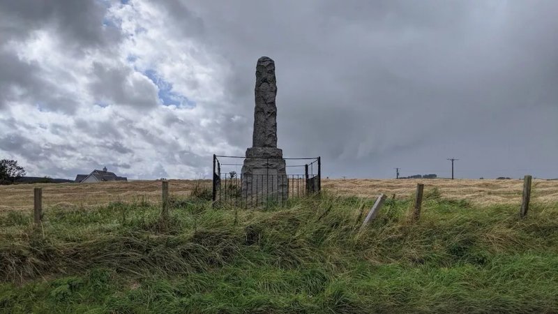 Monument To Donald Cargill