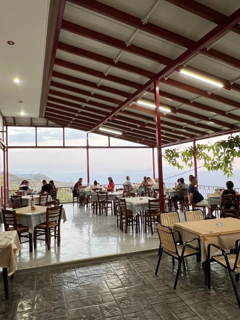 Taverna O Vrachos