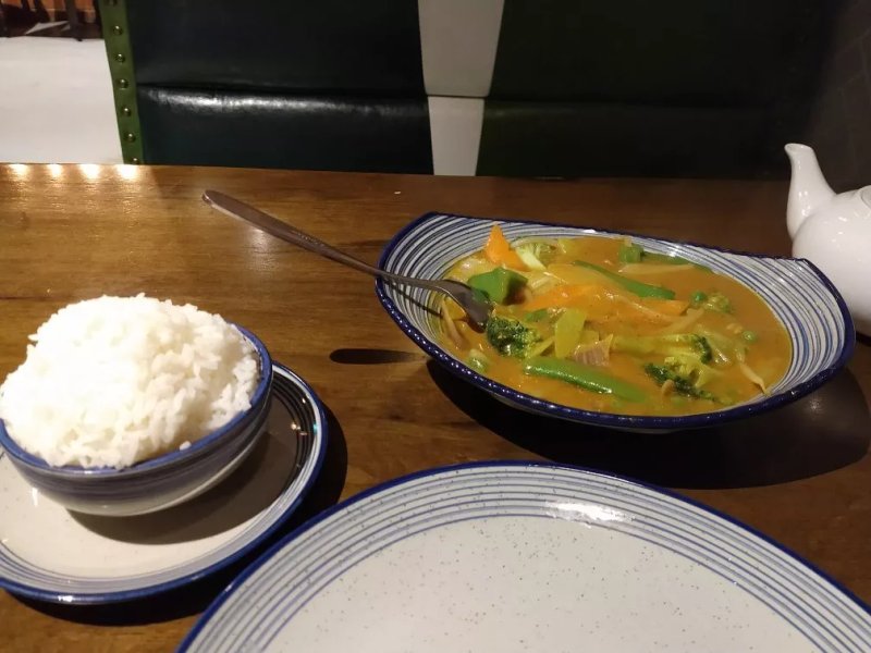 Ternary Chinese Restaurant