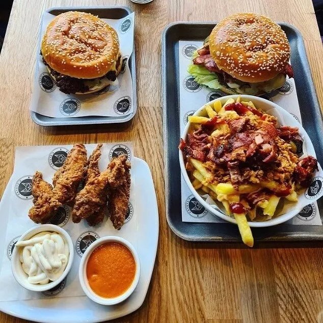 Coyote Burger