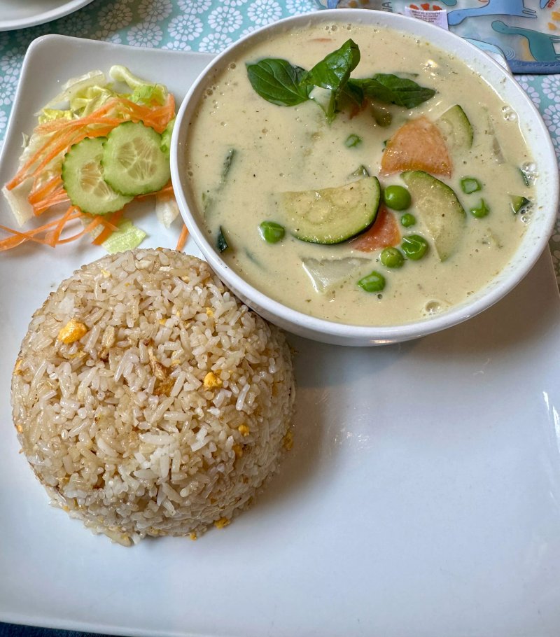 The White Elephant Coffee Shop & Cafe