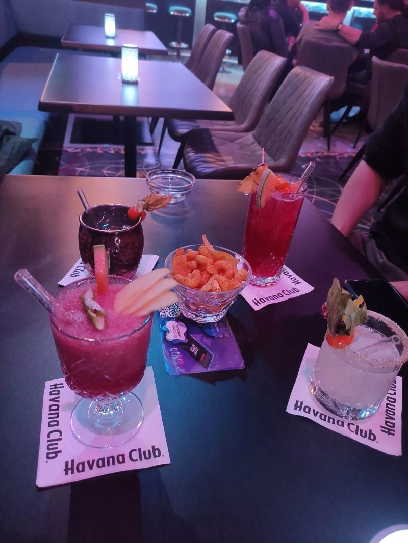 Nikos Lifestyle Bar