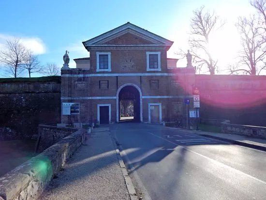 Porta San Donato