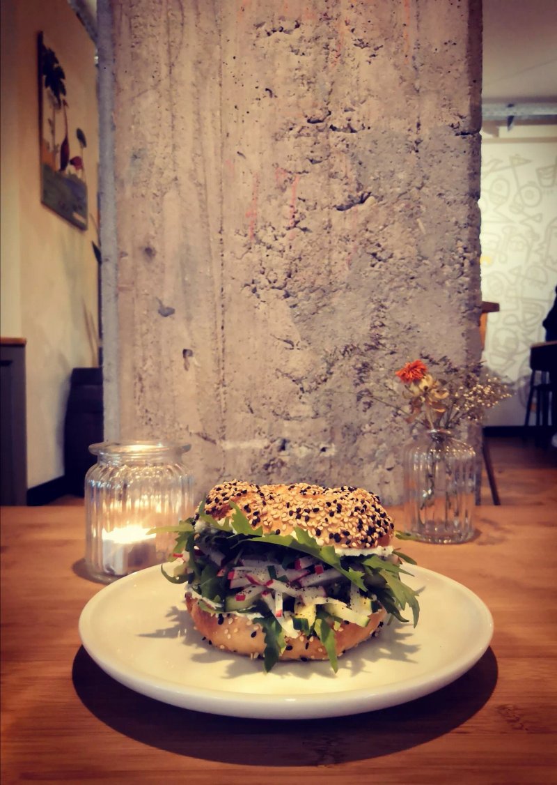 DAS KAFF - Bagel Bar and Coffee Salon