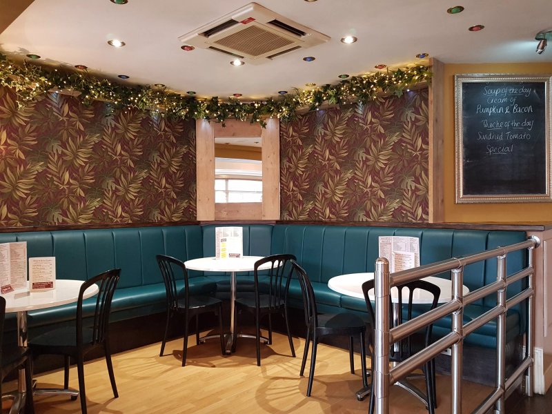 Harrisons Cafe Bar