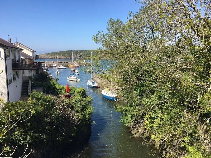 Coastal Village Bungalow, Cemaes Bay, Anglesey, Sleeps 6 - Dog Friendly