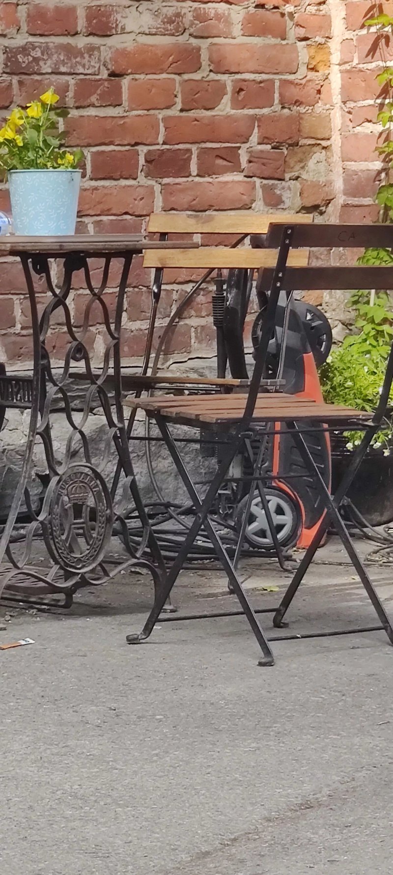Cafe Antique
