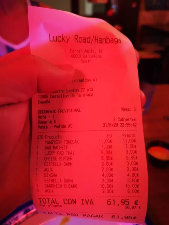 Lucky Road Street Food