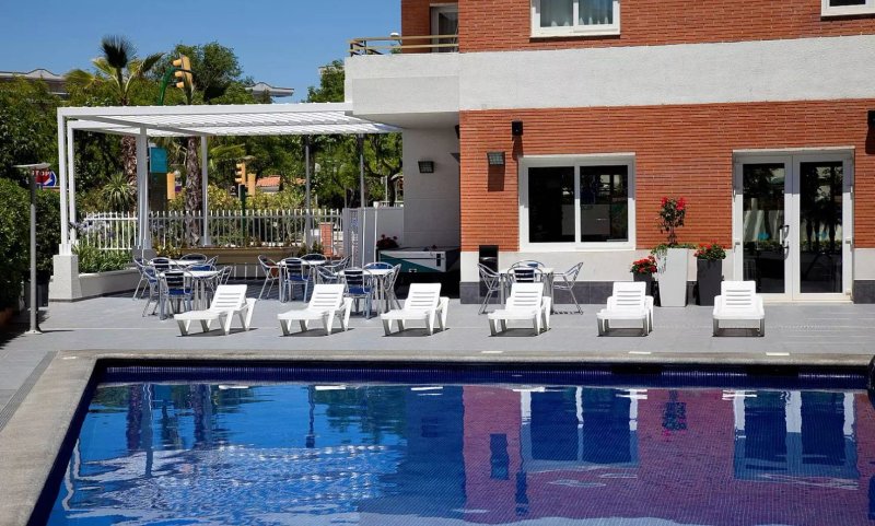 Apartamentos Les Dalies