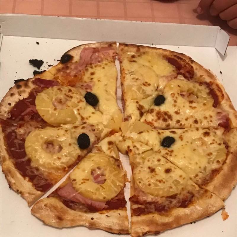 Tom Pizza