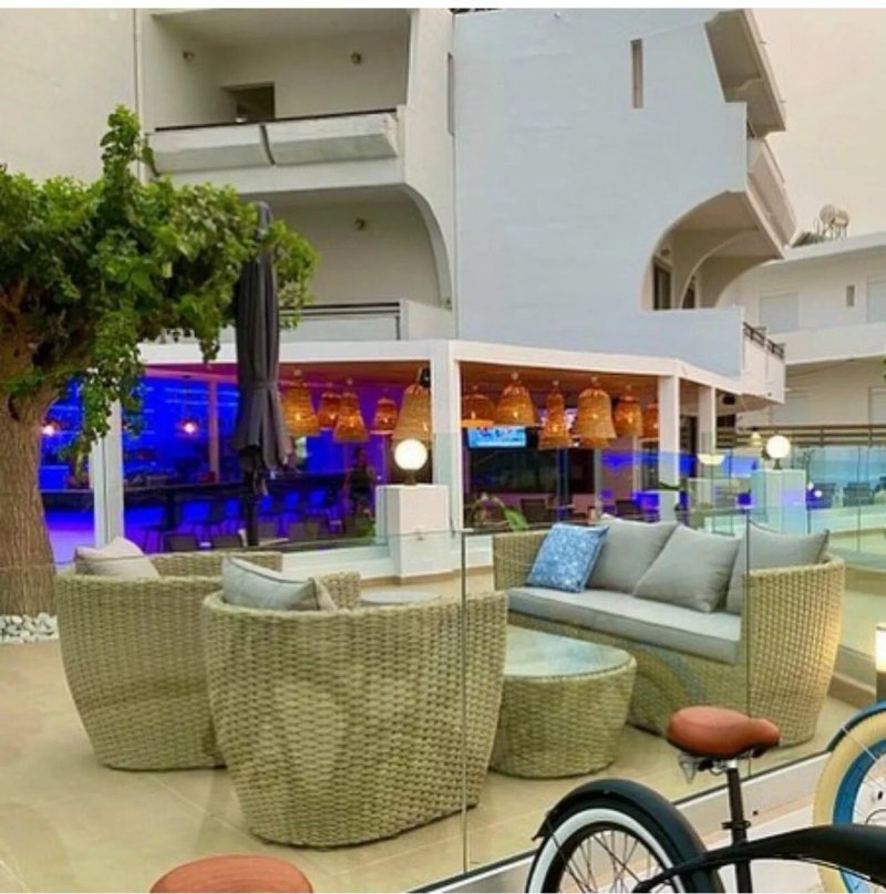 Penelope Bar & Restaurant