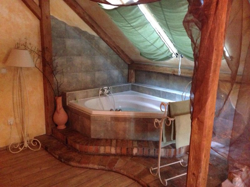 Via Ironia Hotel & Restaurant