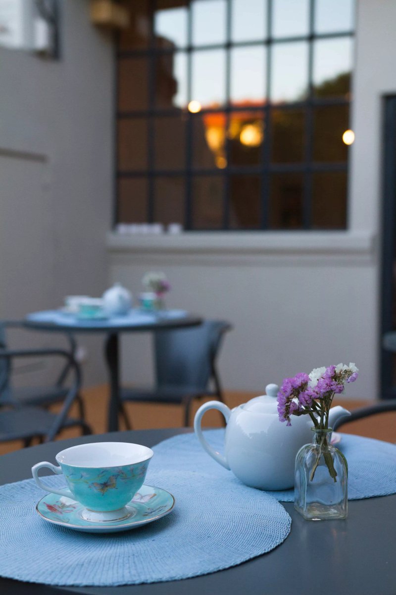 Dona Fucas - Craft Goods & Garden Cafe