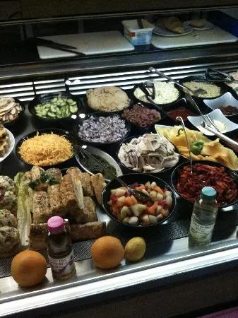 Brambles Cafe - Dundrum Town Centre, Millpond