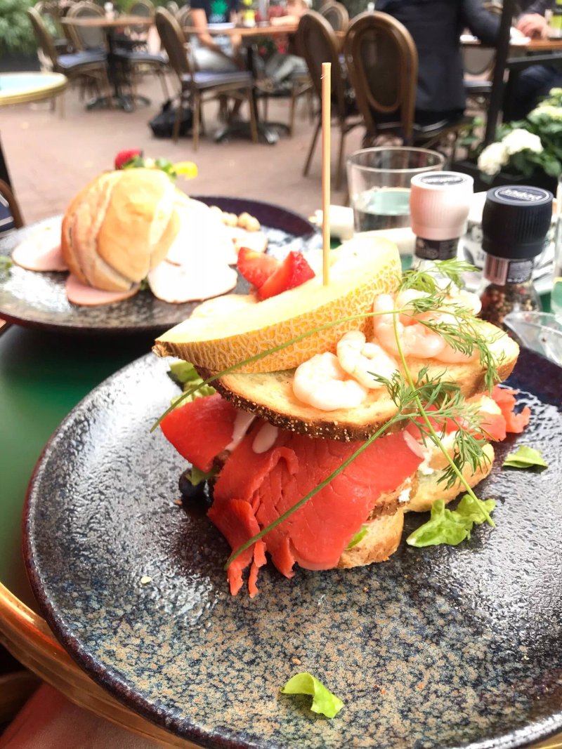 Nostra Lunch Winebar