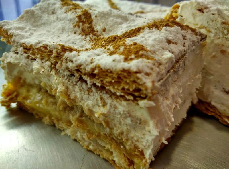 Pasteleria los Alamos-La casa de los piononos