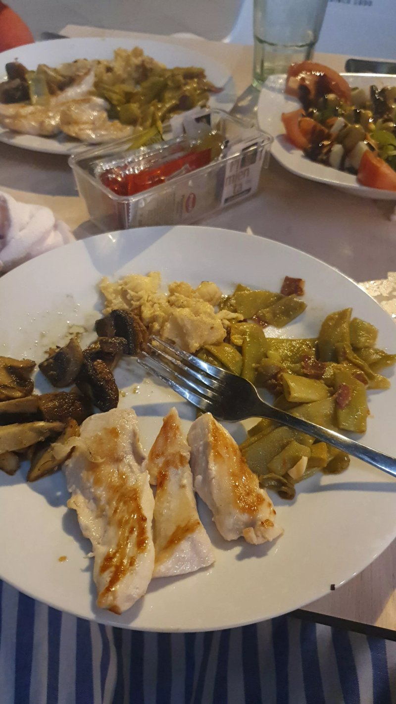 Agora Café Bar