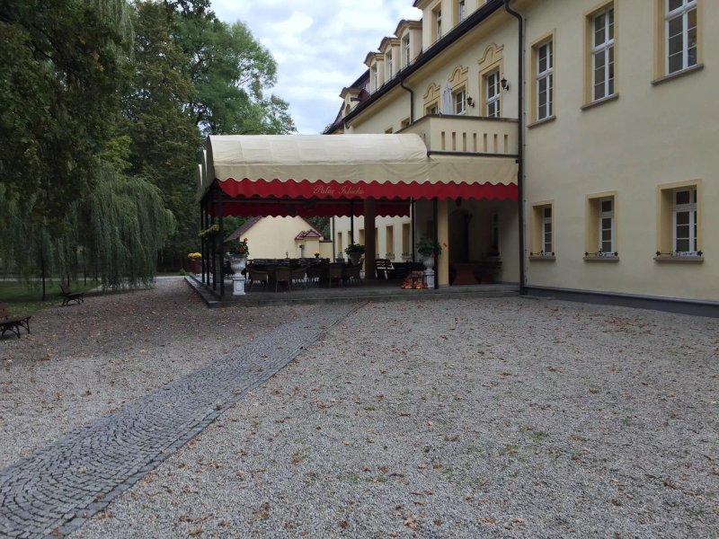 Hotel Palac Izbicko