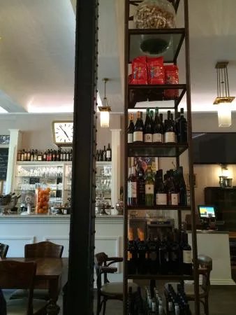 Fellini Cafe Vinoteca