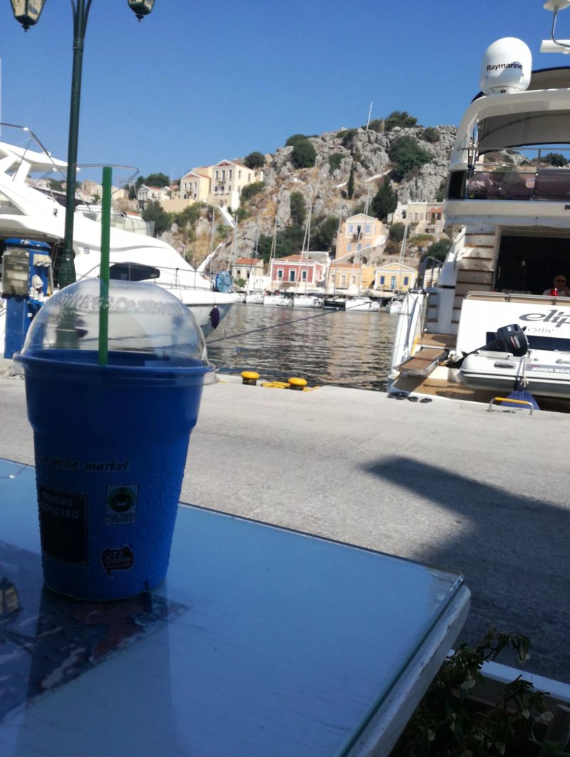 Porte Cafe Bar