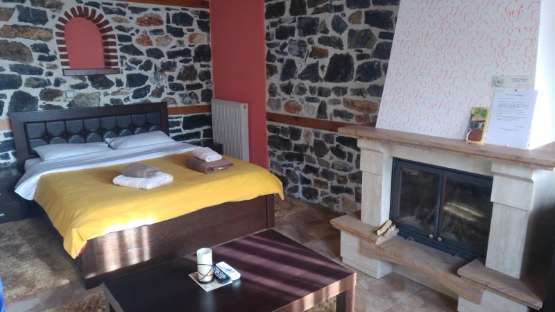 Enastron Hotel