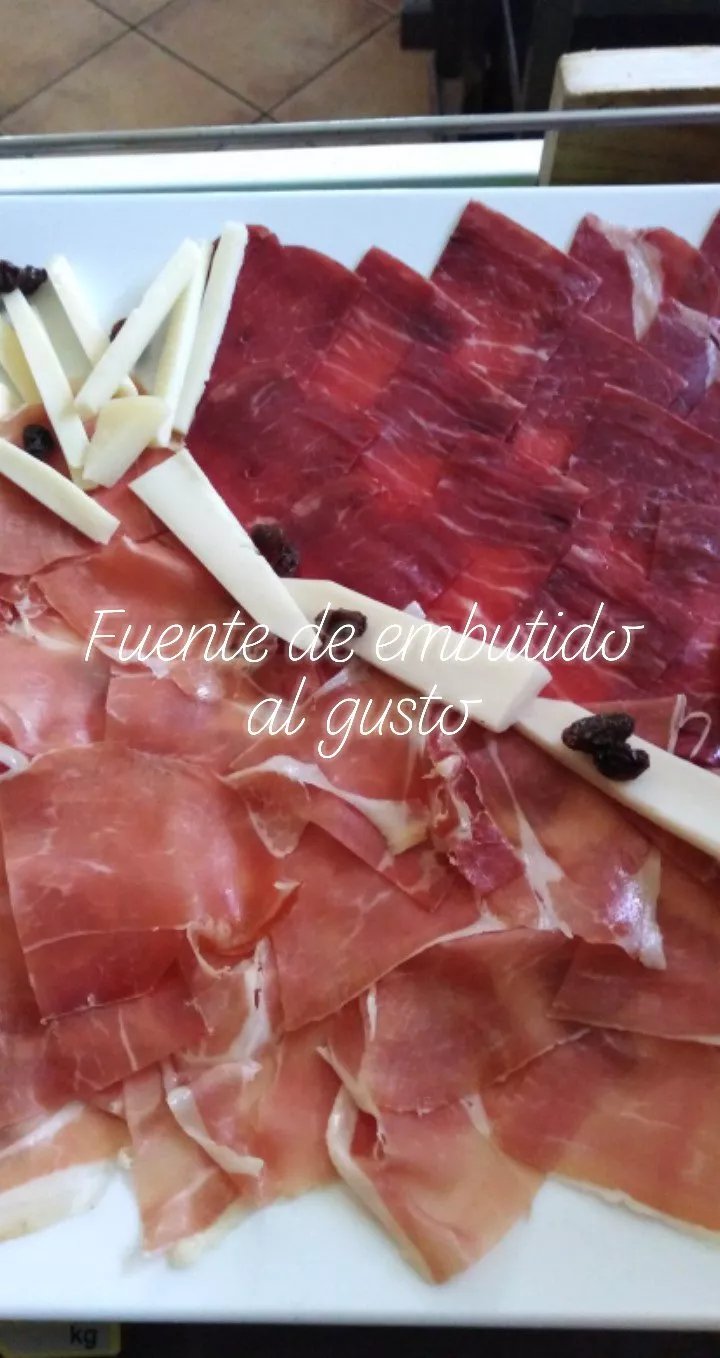 Meson La Cueva Jamoneria
