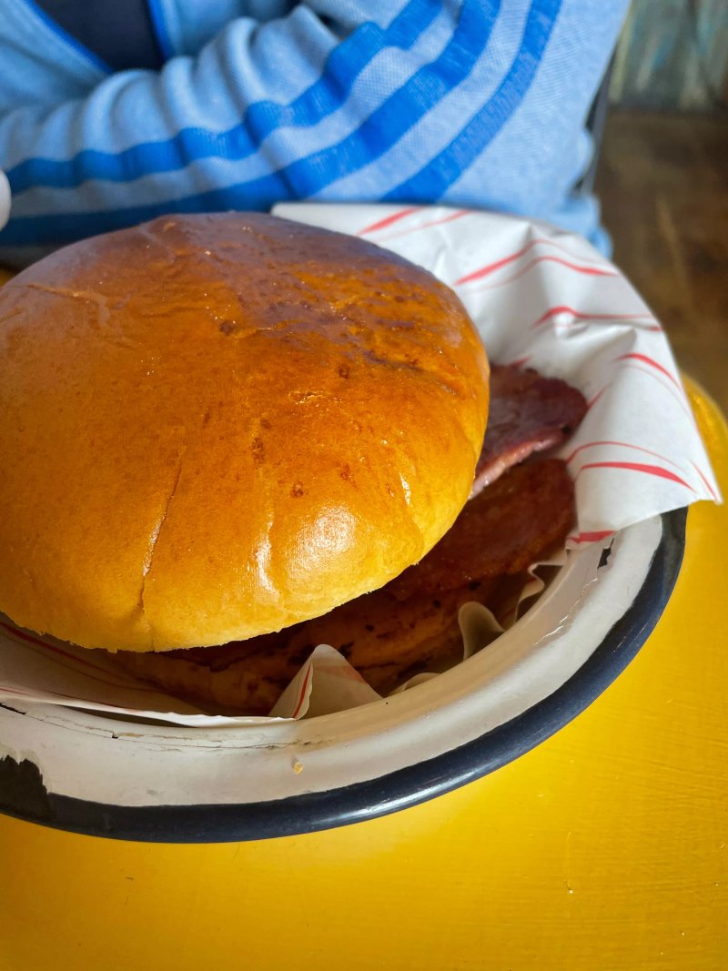 Bulan Burgers