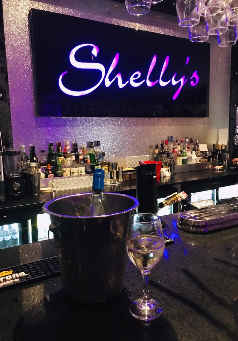 Shelly’s Restaurant & Bar