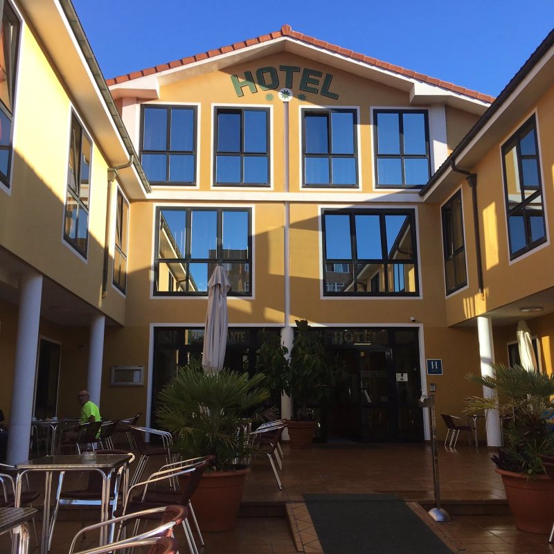 Hotel - Restaurante Piedras