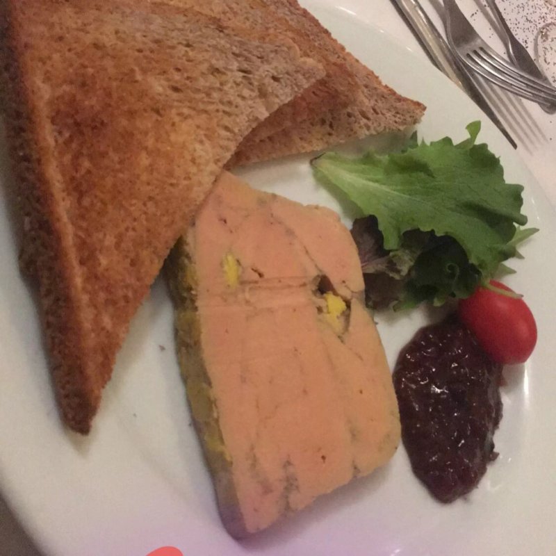Les Gourmets Hotel Restaurant Traiteur