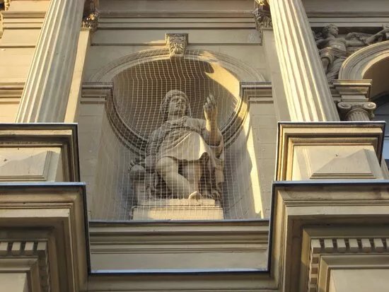 Ehemalige Bank fur Handel und Industrie