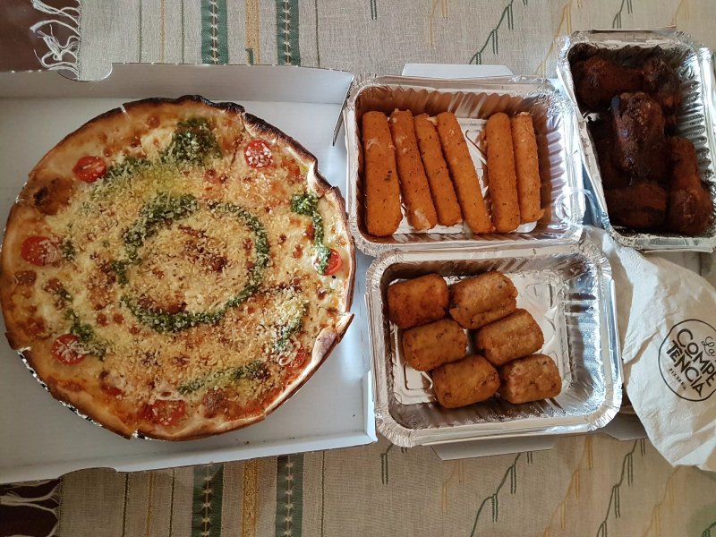 Pizzeria La Competencia