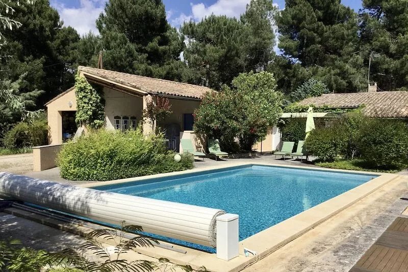 Cottage with private pool in ROUSSILLON