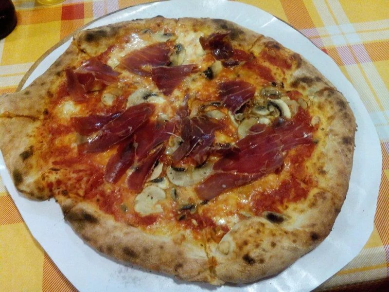 Fonzie Pizza