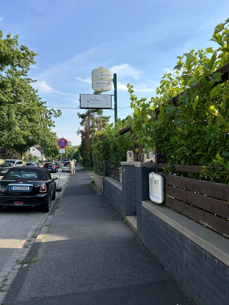 Palau - Garten Mit Kuche