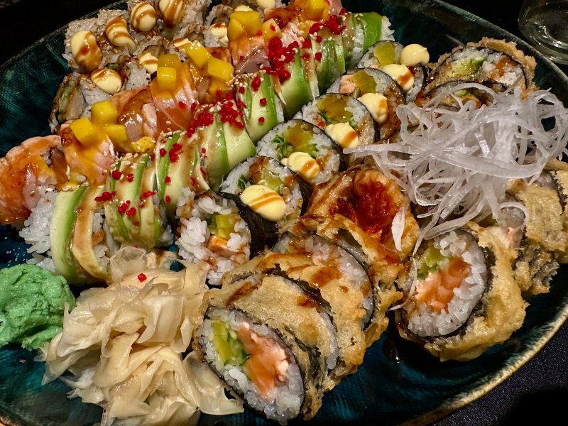 Sendai sushi & ramen