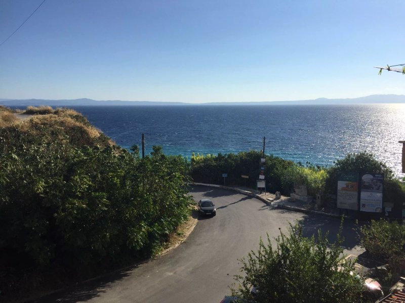 Arellis Hotel